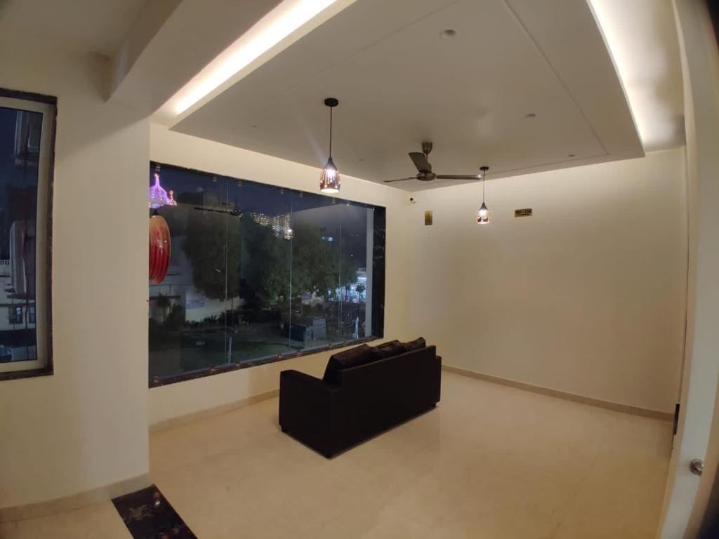 Utsav Grand 3* Varanasi